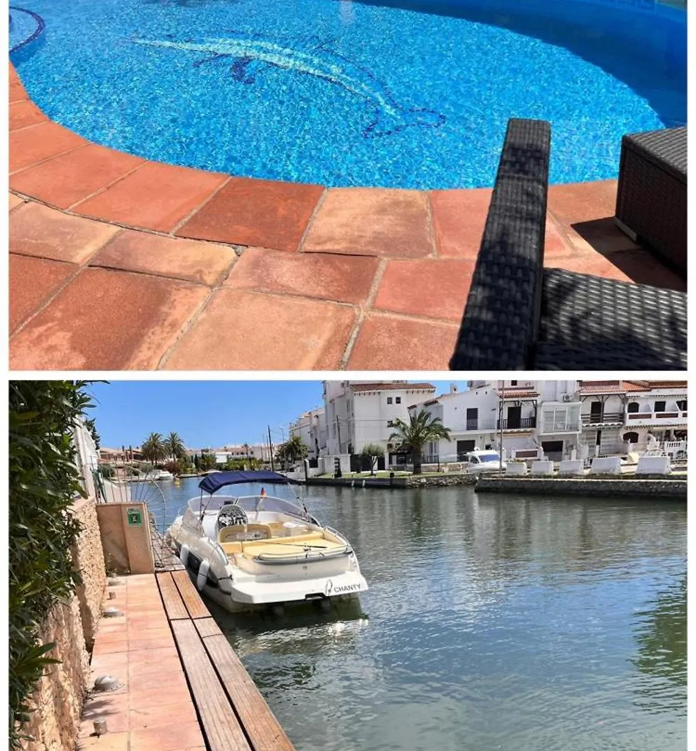 Canal Villa Empuriabrava: Private Mooring, Pool & Air-Conditioned Rooms Spain